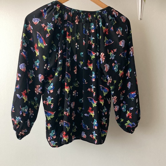 TUCKER silk blouse size s/m - Picture 4 of 11